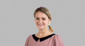 Eleanora Kalinina, GMBA, LSBF Eleanora Kalinina, GMBA, LSBF